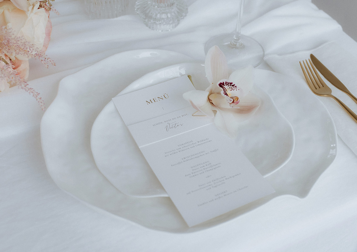 A paper romance: exquisite wedding stationary by PapierRomantik