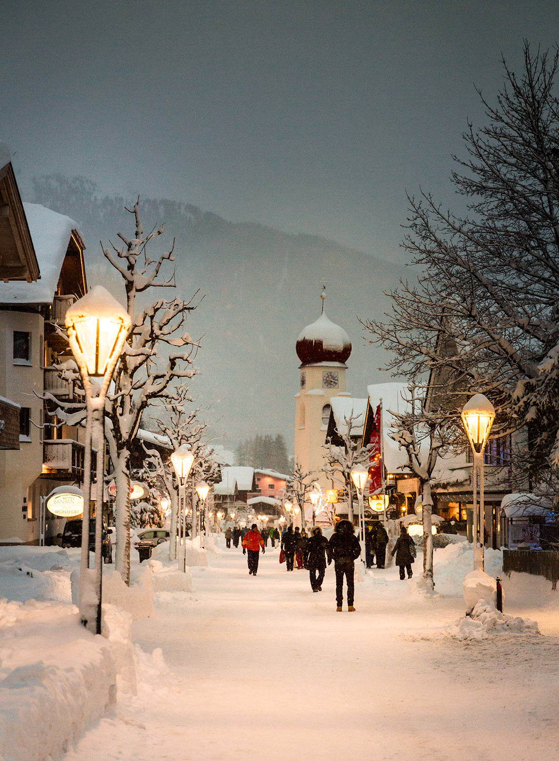 Winter magic in St. Anton am Arlberg: A paradise for adventurers and foodies alike