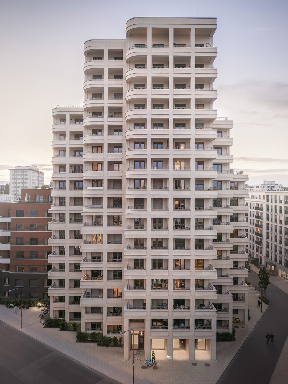 Wohnhochhaus Drei Horizonte, Frankfurt a.M. Photo: Marcus Bredt